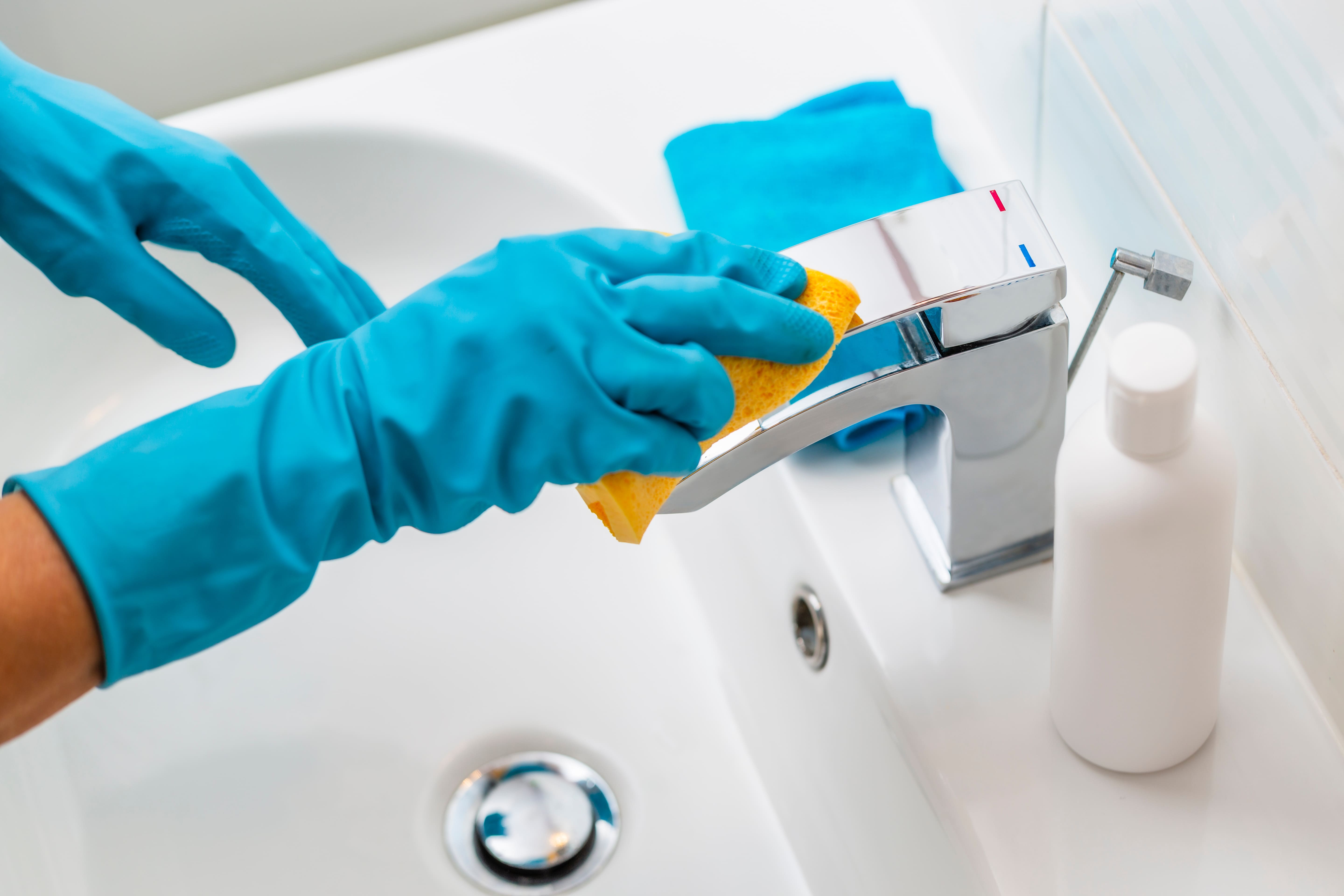 tips voor het ontkalken van de badkamer